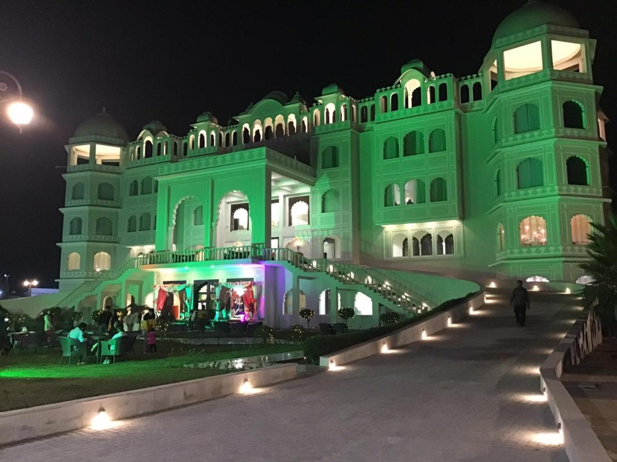 Indralok Palace Hotel & Resort Morena Kültér fotó